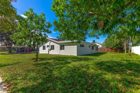 Villa ou maison à vendre à Margate, Floride: 3 chambres, 171.13 m2 № 1969439 - photo 28