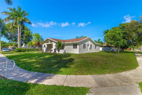 Villa ou maison à vendre à Margate, Floride: 3 chambres, 171.13 m2 № 1969439 - photo 5