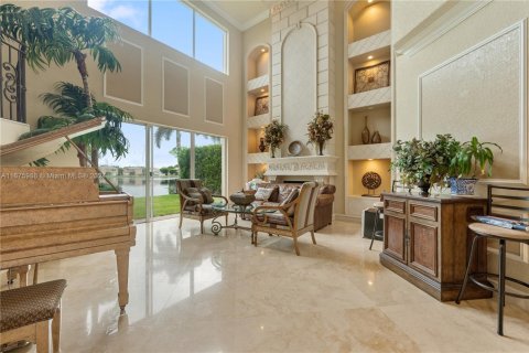 House in Wellington, Florida 6 bedrooms, 383.04 sq.m. № 1862977 - photo 9