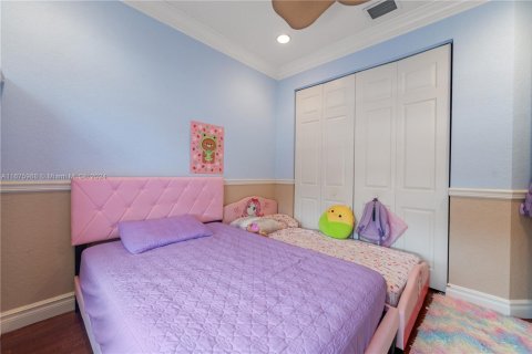House in Wellington, Florida 6 bedrooms, 383.04 sq.m. № 1862977 - photo 20