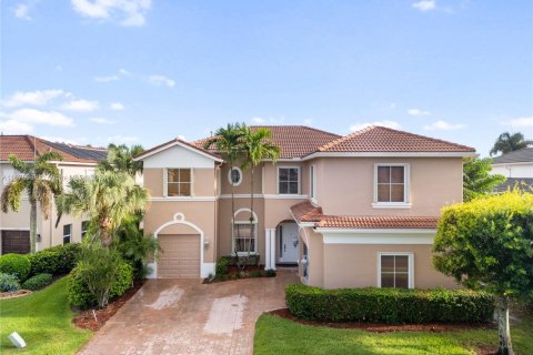 House in Wellington, Florida 6 bedrooms, 383.04 sq.m. № 1862977 - photo 1
