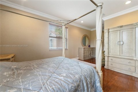 House in Wellington, Florida 6 bedrooms, 383.04 sq.m. № 1862977 - photo 18