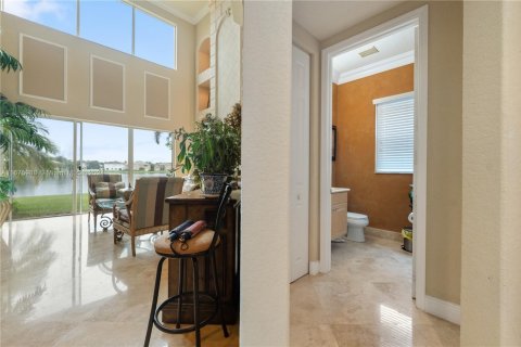 House in Wellington, Florida 6 bedrooms, 383.04 sq.m. № 1862977 - photo 7