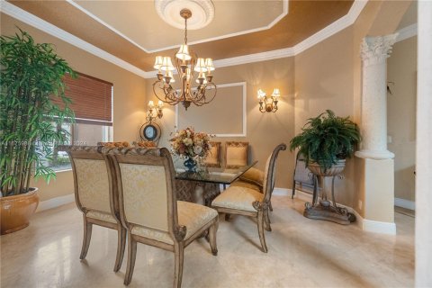 House in Wellington, Florida 6 bedrooms, 383.04 sq.m. № 1862977 - photo 12