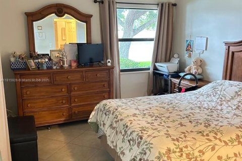 House in Deerfield Beach, Florida 2 bedrooms, 113.81 sq.m. № 1804180 - photo 18