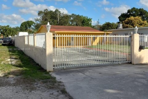 Купить виллу или дом в Майами, Флорида 4 спальни, 139.73м2, № 2035794 - фото 20