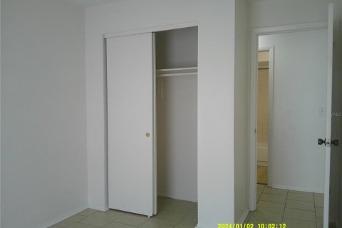 Снять в аренду таунхаус в Киссимми, Флорида 3 спальни, 92.16м2, № 2210994 - фото 16