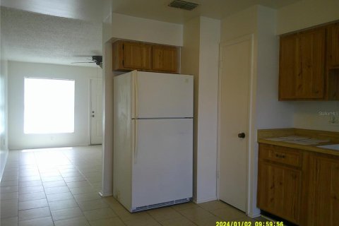 Снять в аренду таунхаус в Киссимми, Флорида 3 спальни, 92.16м2, № 2210994 - фото 8