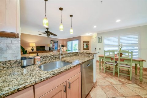 Condominio en alquiler en Sarasota, Florida, 2 dormitorios, 113.71 m2 № 1848560 - foto 15