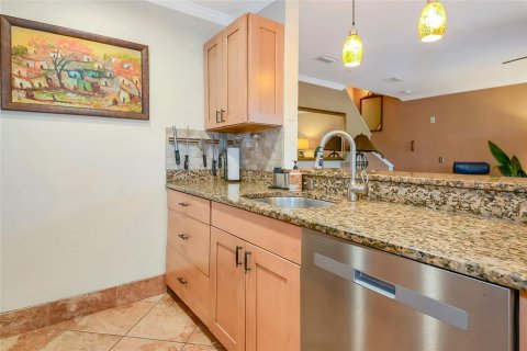 Condominio en alquiler en Sarasota, Florida, 2 dormitorios, 113.71 m2 № 1848560 - foto 13