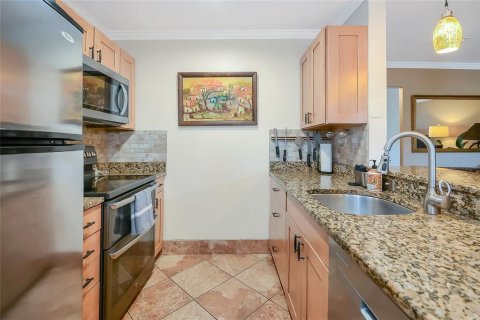 Condominio en alquiler en Sarasota, Florida, 2 dormitorios, 113.71 m2 № 1848560 - foto 12
