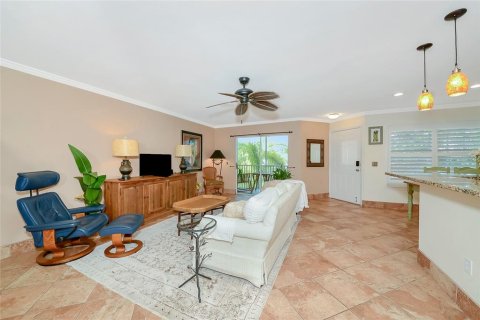 Condominio en alquiler en Sarasota, Florida, 2 dormitorios, 113.71 m2 № 1848560 - foto 2