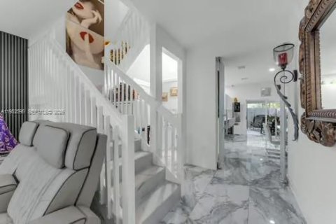 Adosado en venta en Homestead, Florida, 3 dormitorios, 149.76 m2 № 2153201 - foto 7