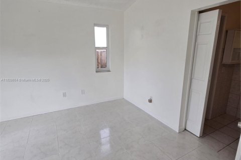 House in Homestead, Florida 2 bedrooms, 93.92 sq.m. № 1820333 - photo 21