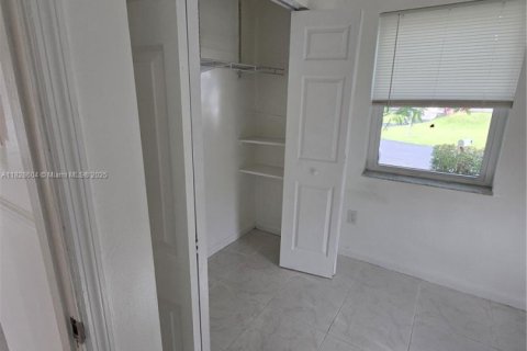 House in Homestead, Florida 2 bedrooms, 93.92 sq.m. № 1820333 - photo 11