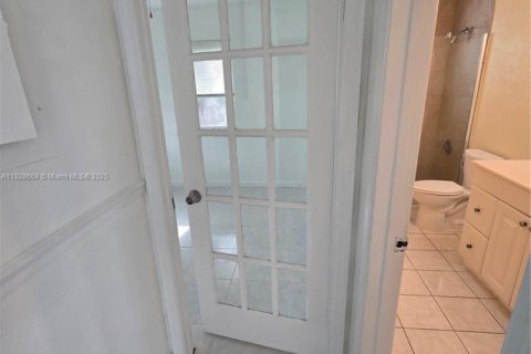 House in Homestead, Florida 2 bedrooms, 93.92 sq.m. № 1820333 - photo 15