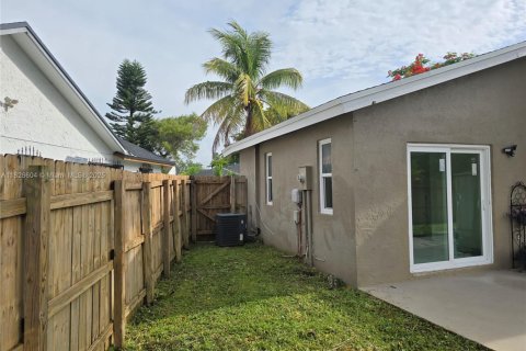 House in Homestead, Florida 2 bedrooms, 93.92 sq.m. № 1820333 - photo 30