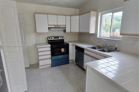 House in Homestead, Florida 2 bedrooms, 93.92 sq.m. № 1820333 - photo 20