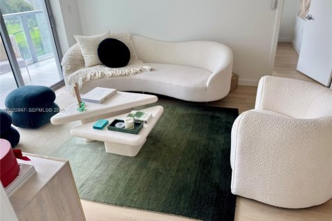 Copropriété à vendre à North Miami Beach, Floride: 2 chambres, 101.91 m2 № 2409037 - photo 16