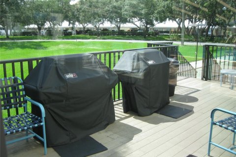 Condo in Bradenton, Florida, 2 bedrooms  № 1635805 - photo 29