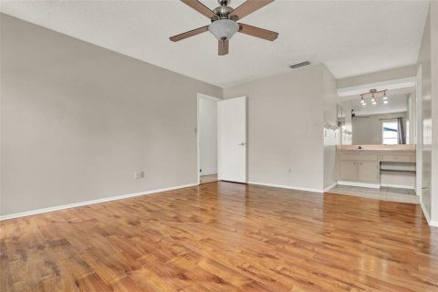 House in Altamonte Springs, Florida 3 bedrooms, 152.45 sq.m. № 1857842 - photo 13