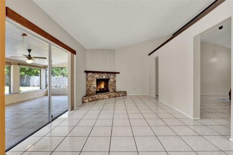 House in Altamonte Springs, Florida 3 bedrooms, 152.45 sq.m. № 1857842 - photo 10