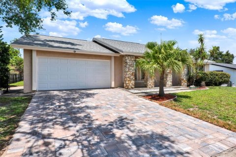House in Altamonte Springs, Florida 3 bedrooms, 152.45 sq.m. № 1857842 - photo 2