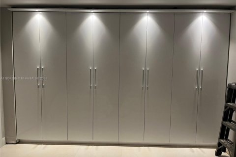 Copropriété à vendre à Hollywood, Floride: 2 chambres, 128.21 m2 № 2029246 - photo 17