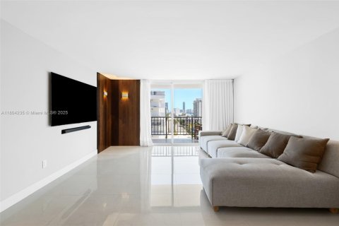 Copropriété à vendre à Hollywood, Floride: 2 chambres, 128.21 m2 № 2029246 - photo 3