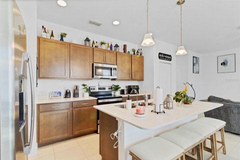 Townhouse in Sanford, Florida 3 bedrooms, 167.41 sq.m. № 1723876 - photo 6