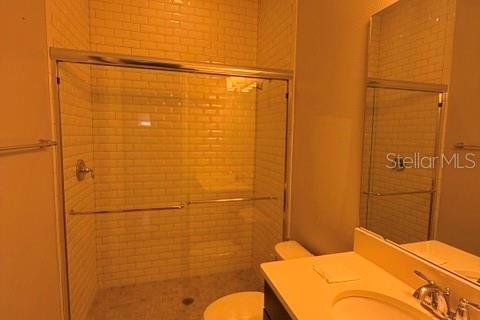 Casa en alquiler en Orlando, Florida, 4 dormitorios, 279.73 m2 № 2285681 - foto 10
