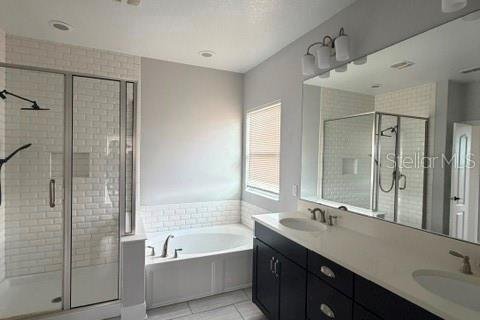 Casa en alquiler en Orlando, Florida, 4 dormitorios, 279.73 m2 № 2285681 - foto 15