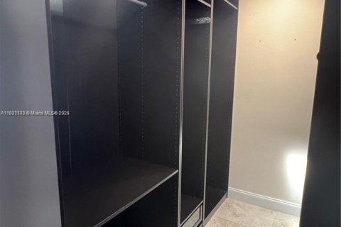 Снять в аренду кондоминиум в Авентура, Флорида 3 спальни, 106.19м2, № 2015767 - фото 10