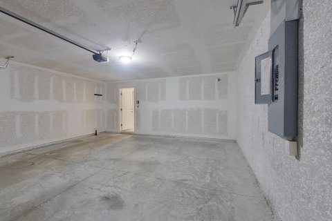 Villa ou maison à louer à Lehigh Acres, Floride: 4 chambres, 190.82 m2 № 2419235 - photo 20