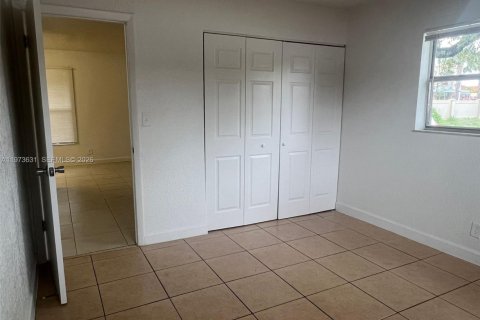 Casa en alquiler en Fort Lauderdale, Florida, 2 dormitorios, 212.37 m2 № 2080296 - foto 23