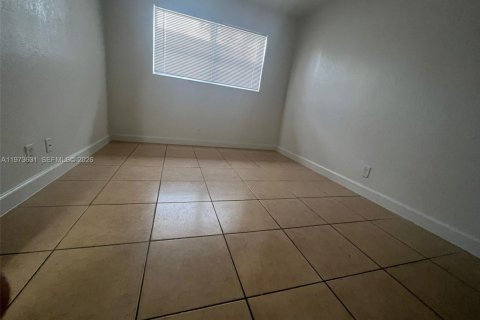 Casa en alquiler en Fort Lauderdale, Florida, 2 dormitorios, 212.37 m2 № 2080296 - foto 21