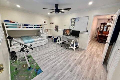 House in Davie, Florida 3 bedrooms, 161.65 sq.m. № 2063562 - photo 29