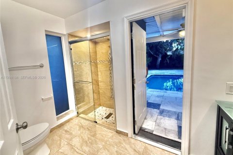 House in Davie, Florida 3 bedrooms, 161.65 sq.m. № 2063562 - photo 21