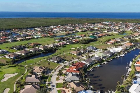 Terreno en venta en Punta Gorda, Florida № 1534643 - foto 1