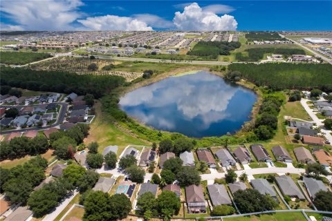 Купить виллу или дом в Дэвенпорт, Флорида 6 комнат, 148.64м2, № 2304333 - фото 4