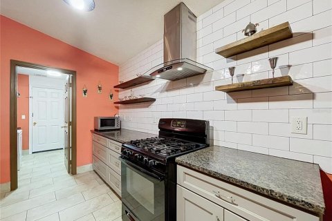 Купить виллу или дом в Дэвенпорт, Флорида 6 комнат, 148.64м2, № 2304333 - фото 25