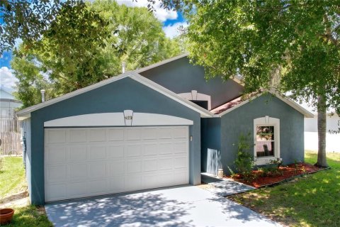 House in Davenport, Florida 3 bedrooms, 148.64 sq.m. № 2304333