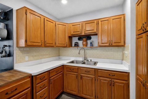 Casa en venta en Homestead, Florida, 3 dormitorios, 174.28 m2 № 2026205 - foto 15