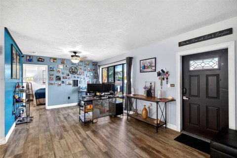 Casa en venta en Homestead, Florida, 3 dormitorios, 174.28 m2 № 2026205 - foto 19