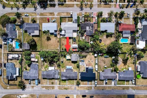 Casa en venta en Homestead, Florida, 3 dormitorios, 174.28 m2 № 2026205 - foto 5