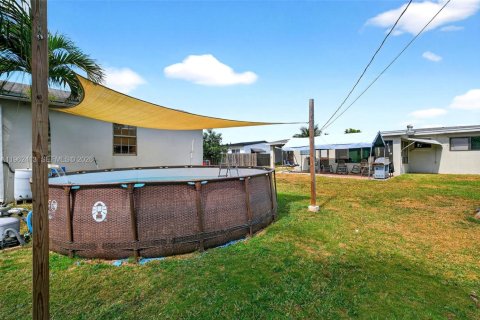 Casa en venta en Homestead, Florida, 3 dormitorios, 174.28 m2 № 2026205 - foto 29