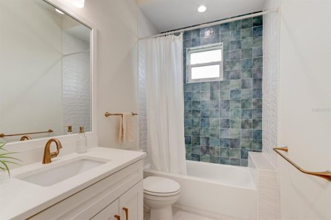 Casa en venta en New Smyrna Beach, Florida, 4 dormitorios, 234.76 m2 № 2224608 - foto 26