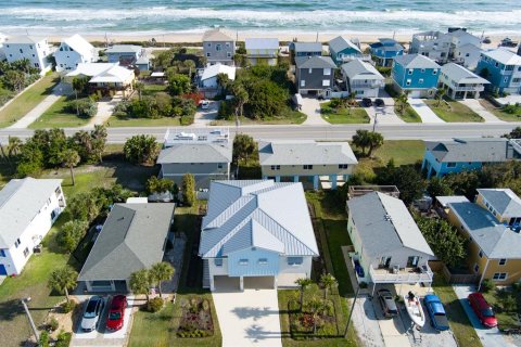 House in New Smyrna Beach, Florida 4 bedrooms, 234.76 sq.m. № 2224608