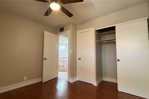 Condo in Sarasota, Florida, 2 bedrooms  № 1734369 - photo 14