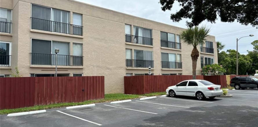 Condo in Sarasota, Florida, 2 bedrooms  № 1734369